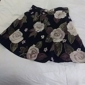 Floral mini skirts
